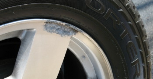 Aluminum wheel corrosion versus a Strongest plastic tag